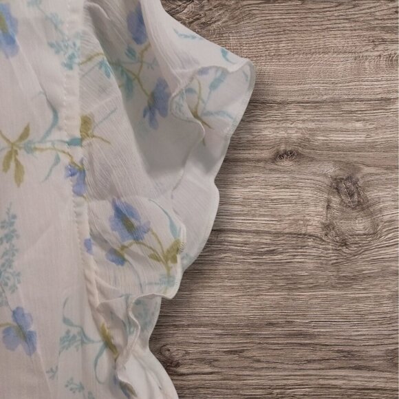 Meg & Margot Womens Floral Blouse Size Medium  White & Blue - Picture 8 of 11